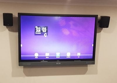 Benq RP704K Interactive Display Panel with Australian Monitor AMPAV40B Speakers